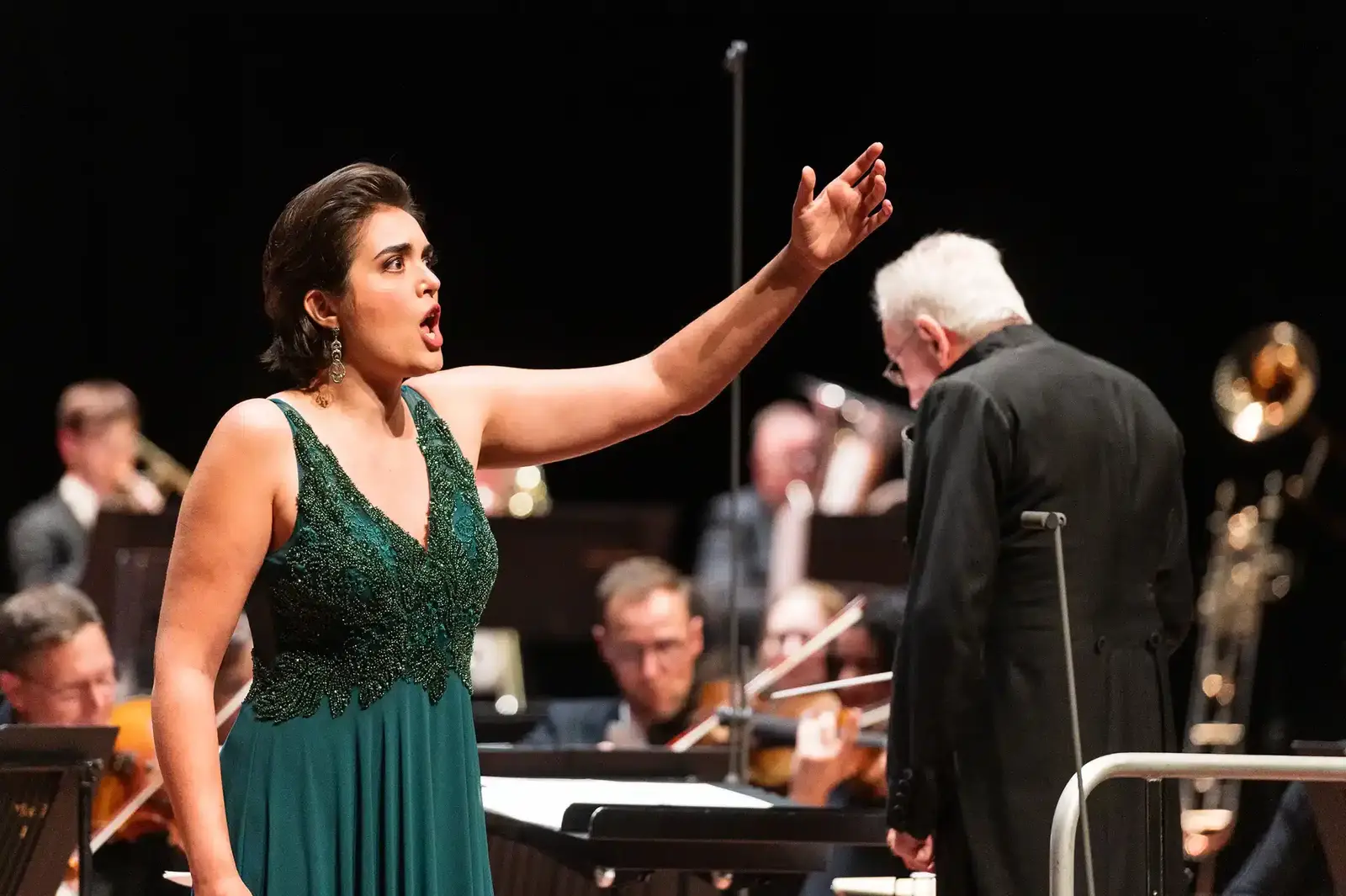 Mezzo-soprano Cláudia Ribas, winner of the 57th IVC