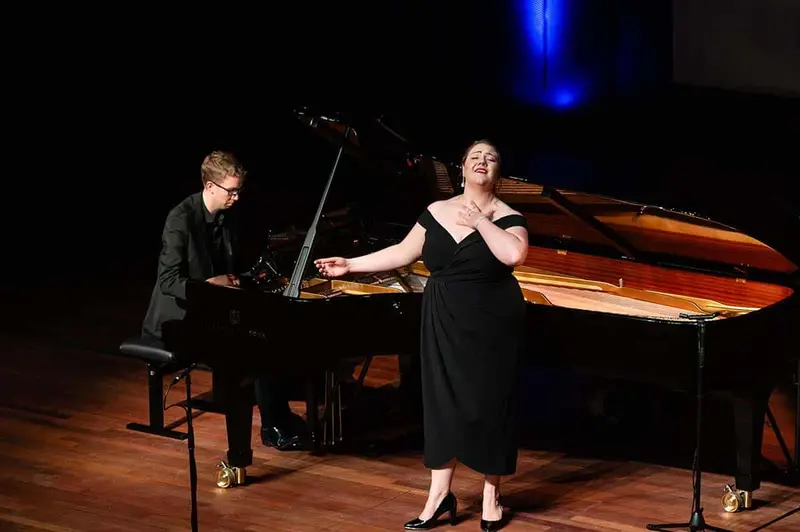 Opera & Oratorio finalists on stage